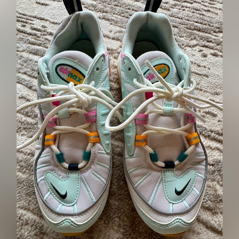 Women’s Nike Air Max